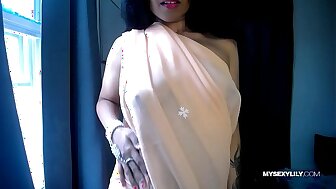 Horny Lily Playing Indian Role Play Seducing