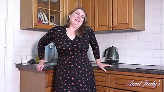 AuntJudys - Cookin' in the Kitchen with 50yo Voluptuous BBW Rachel